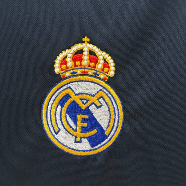 Real Madrid Away - 03/04 Vintage - immagine 5
