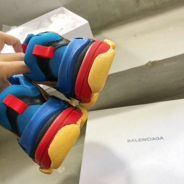 Balenciaga Triple S - immagine 4