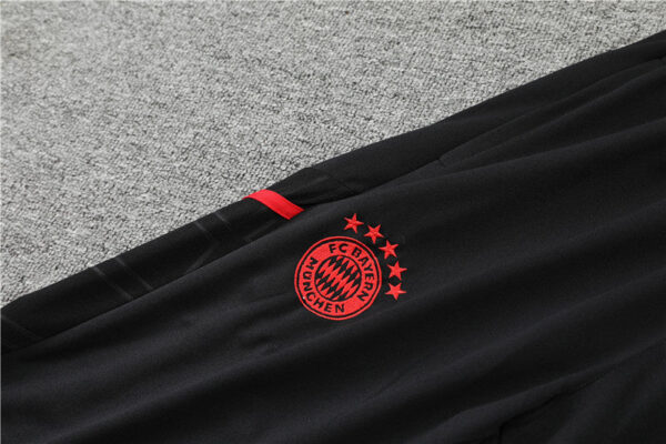 Tuta Bayern Monaco - immagine 5