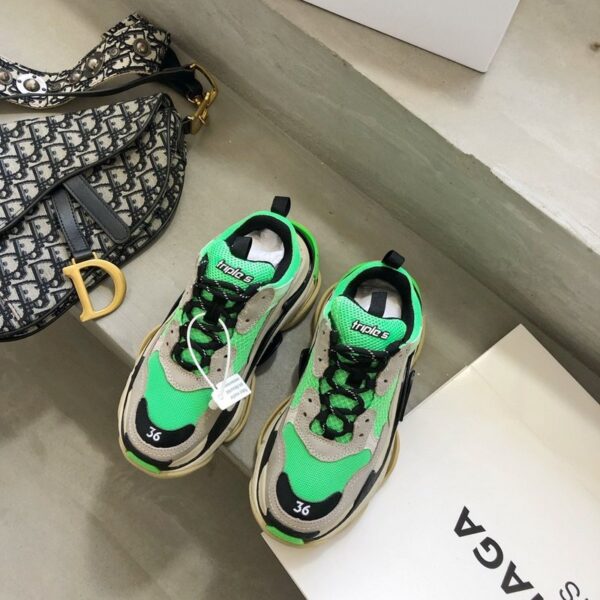 Balenciaga Triple S - immagine 2