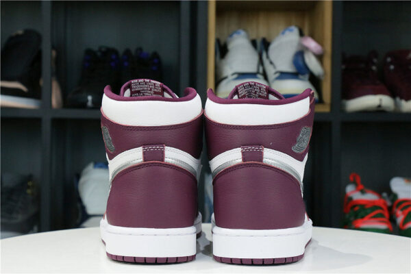Air Jordan 1 High OG Bordeaux - immagine 2