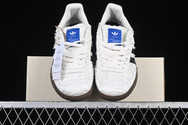 CAROLINE HU X CLOT X SAMBA REVERIE OFF WHITE/BLACK - immagine 3
