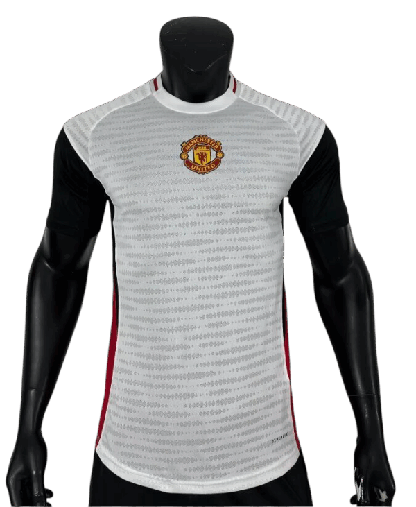 Manchester United Training - 25/26 Player Version