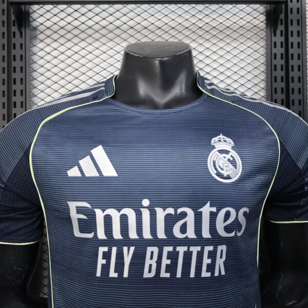 Real Madrid Trasferta - 25/26 Player Version - immagine 2