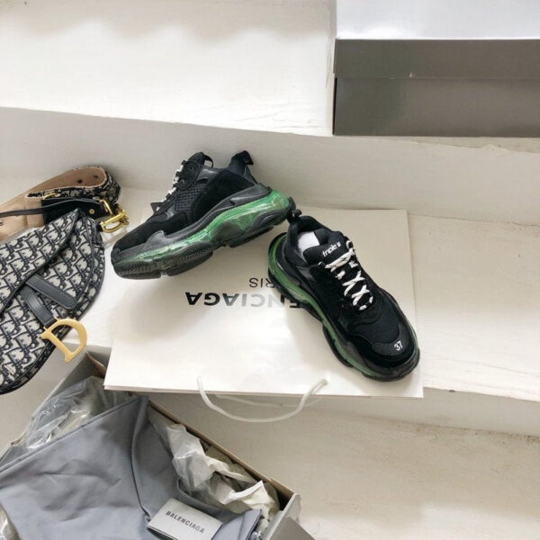 Balenciaga Triple S - immagine 4