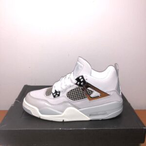 Air Jordan 4 Retro bianco e argento 38