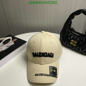 Cappellino Balenciaga