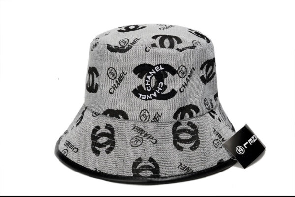 Cappello Chanel
