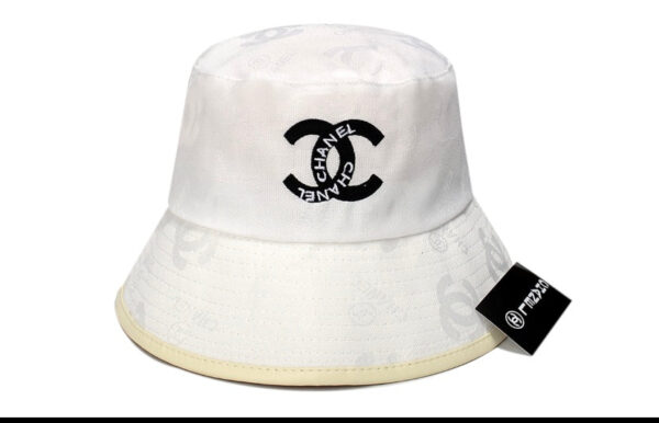 Cappello Chanel