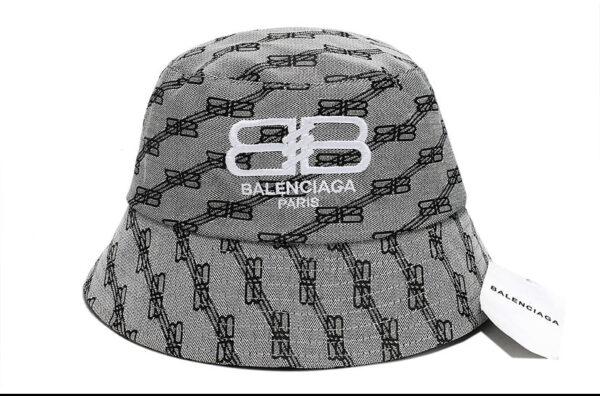 Cappello Balenciaga