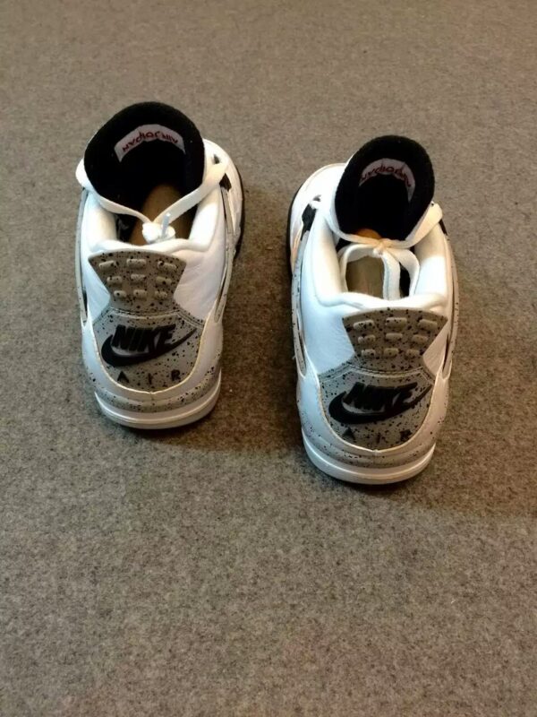 Air Jordan 4 - immagine 2