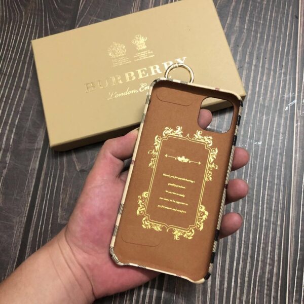 Burberry IPhone Cover - immagine 2