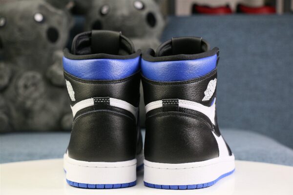 AIR JORDAN 1 Retro "Gioco Reale" 2020 - immagine 3