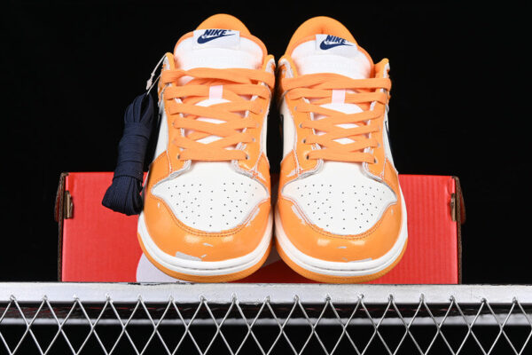 DUNK LOW WEAR AND TEAR LASER ORANGE/MIDNIGHT NAVY/WHITE - immagine 4
