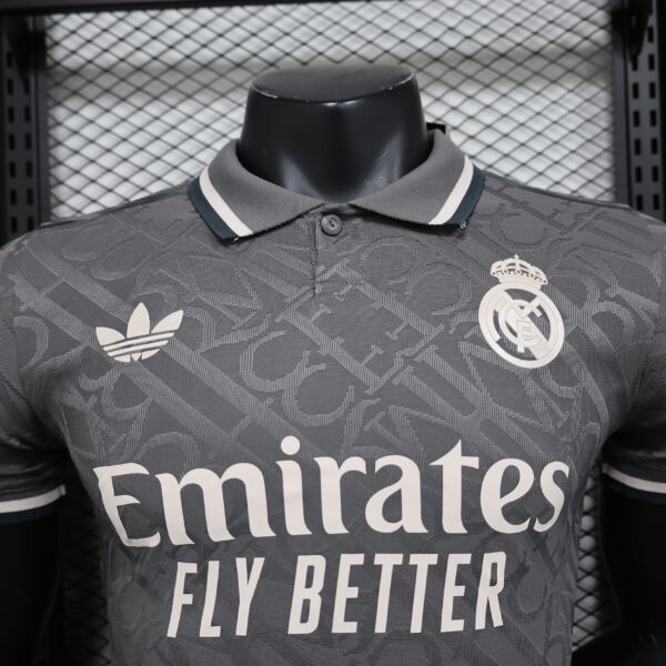 Real Madrid Third - 24/25 Player Version - immagine 3