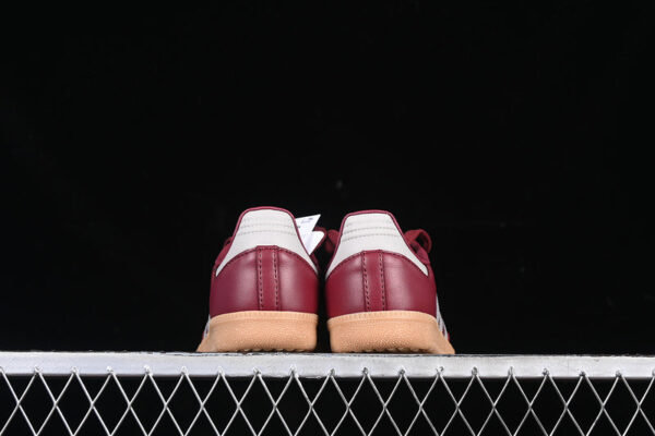 ADIDAS SAMBA OG COLLEGIATE BURGUNDY/GUM/COLLEGIATE BURGUNDY - immagine 5