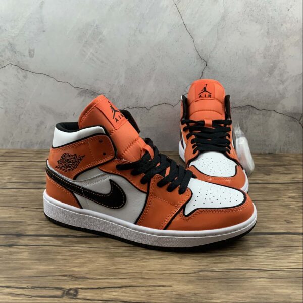 Air Jordan 1 Mid Orange - immagine 2