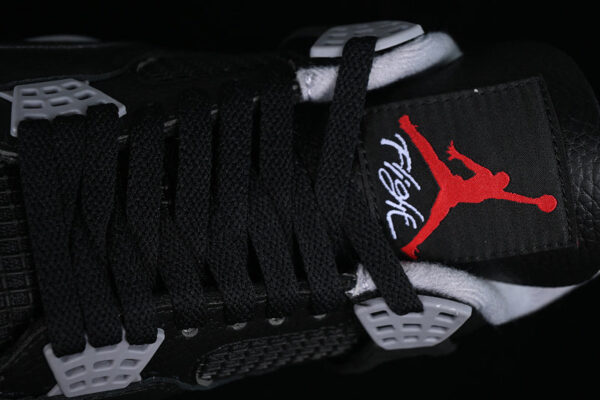 AIR JORDAN 4 RETRO BRED REIMAGINED WHITE/BLACK/GREY/RED - immagine 7
