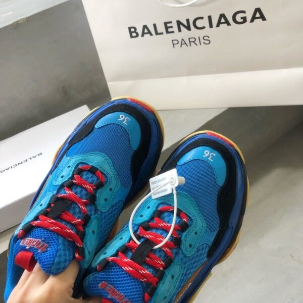 Balenciaga Triple S - immagine 5