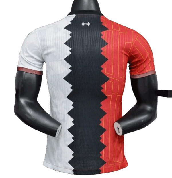 Liverpool Special Edition - 24/25 Player Version - immagine 2