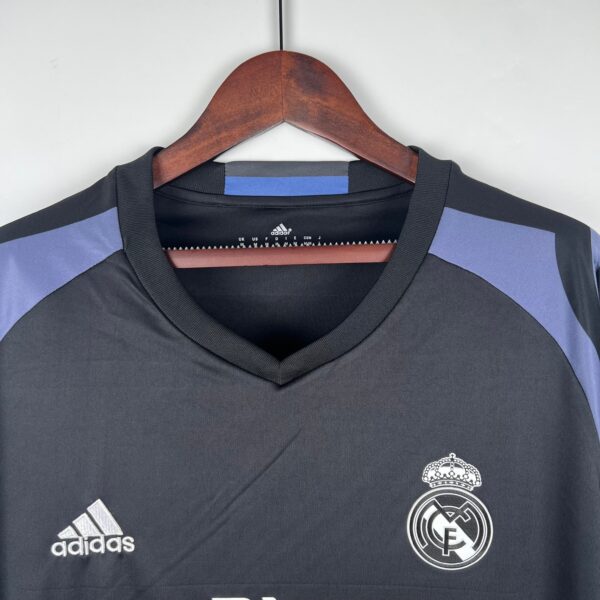 Real Madrid - 16/17 Manica Lunga Vintage - immagine 3