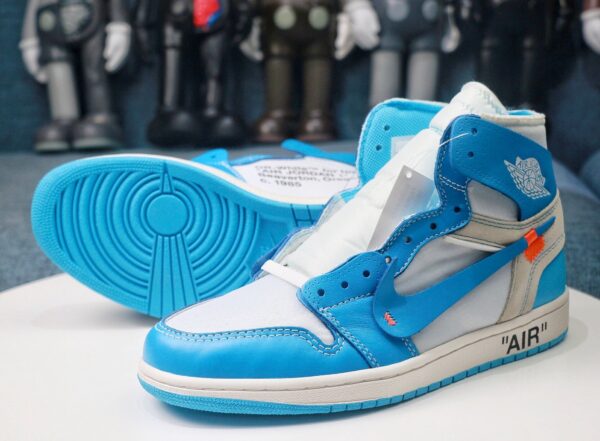 Bianco sporco X Air Jordan 1 "UNC" NRG 2018 - immagine 2
