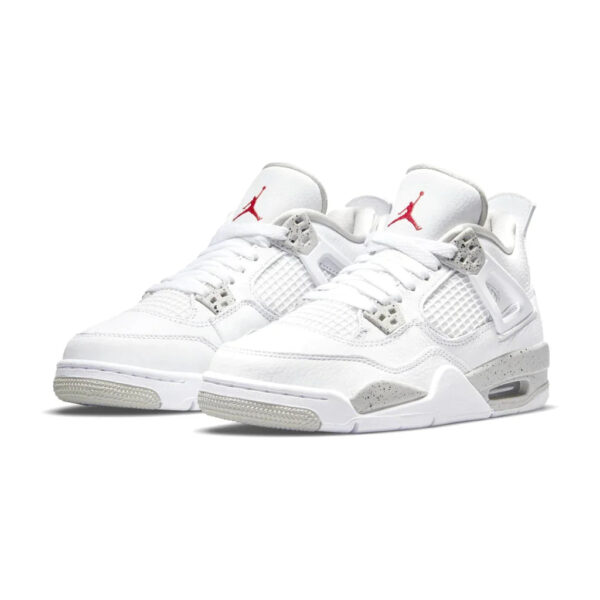 Air Jordan 4 “White Oreo”