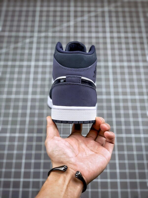 AIR JORDAN 1 MID OBSIDIAN/SANDED PURPLE-WHITE - immagine 6