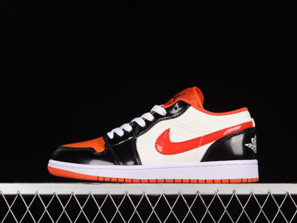 AIR JORDAN 1 LOW GS HALLOWEEN TEAM - immagine 7