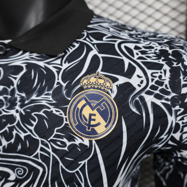 Real Madrid Special - 24/25 Player Version - immagine 5