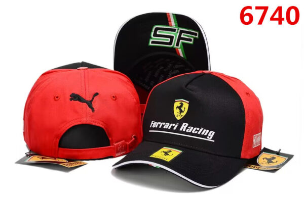Cappellino Ferrari