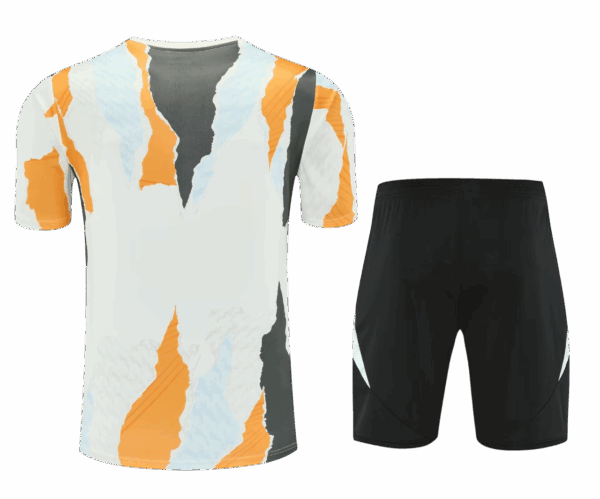 Kit Allenamento - Real Madrid 25/26 - immagine 2