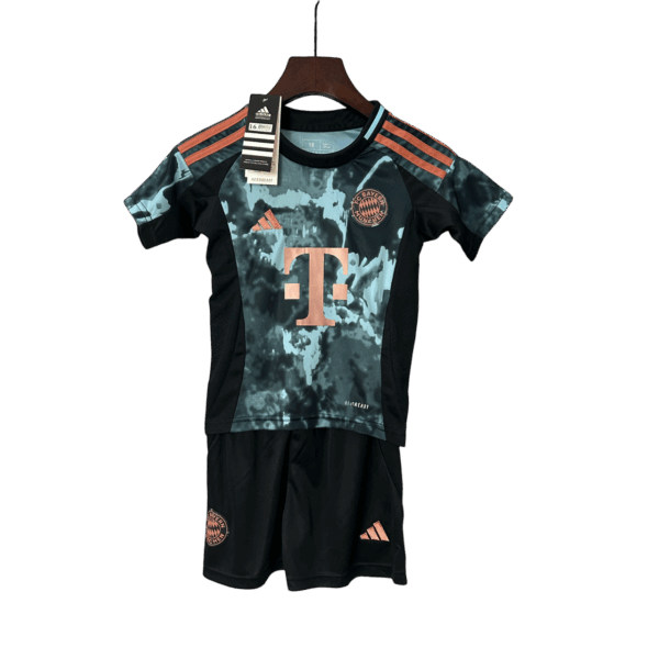 Kit Bambino - Bayern Monaco Away 24/25
