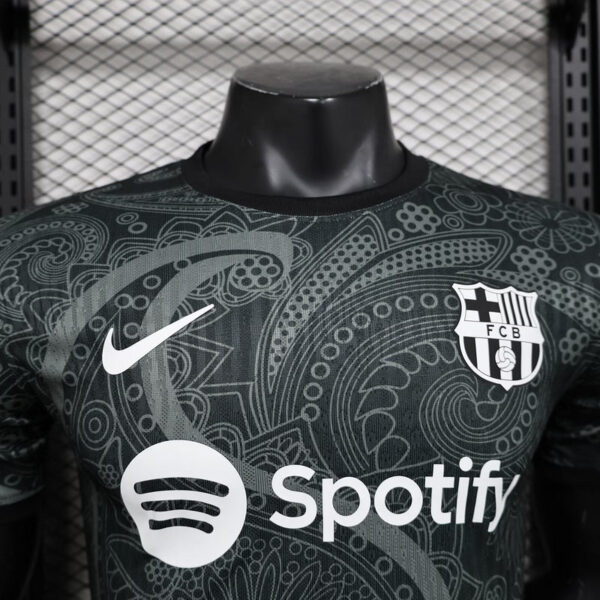 Barcellona Special Edition - 24/25 Player Version - immagine 3