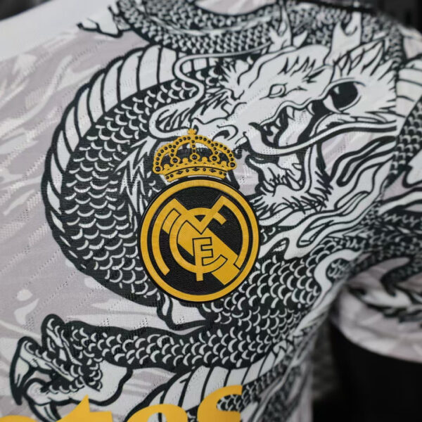 Real Madrid Special Edition - 24/25 Player Version - immagine 6