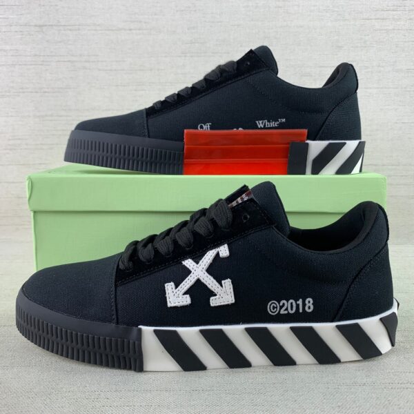 Off-White Sneaker - immagine 4