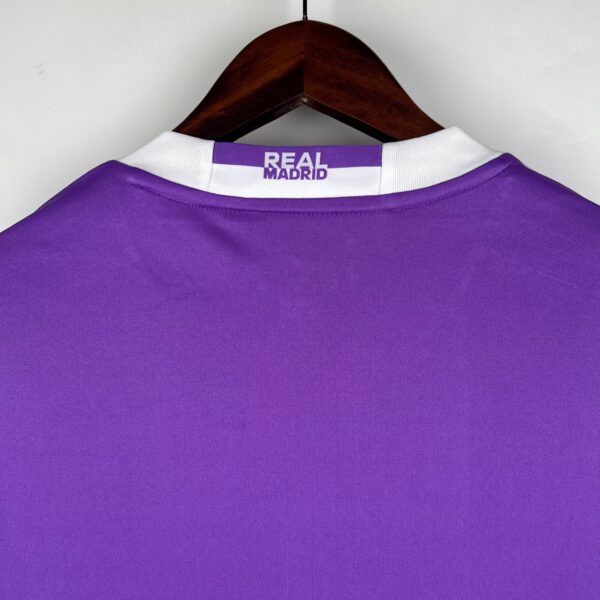 Real Madrid - 16/17 Manica Lunga Vintage - immagine 5