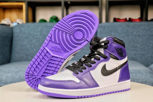 Air Jordan 1 Retro High Court Purple 2.0 - immagine 2