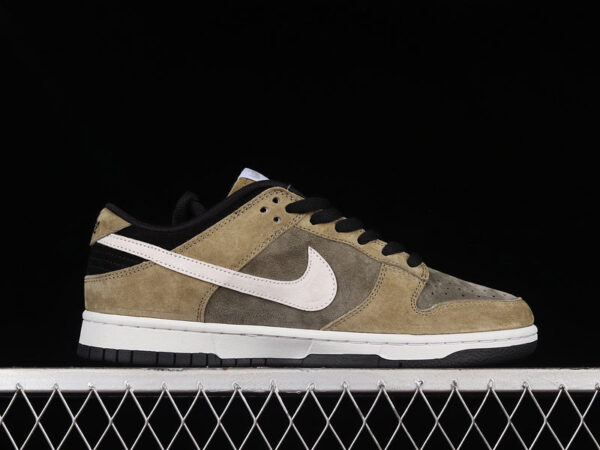 WTVUA X SB DUNK LOW - immagine 2