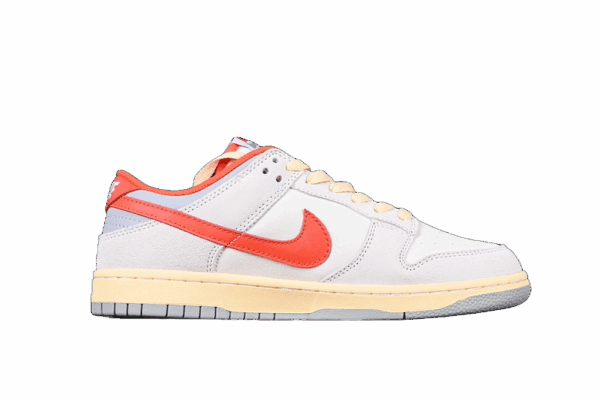 DUNK LOW ATHLETIC DEPARTMENT SAIL/PHOTON DUST/LIGHT SMOKE GREY/PICANTE RED - immagine 2