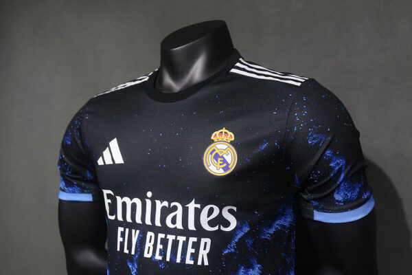 Real Madrid Special - 24/25 Player Version - immagine 5