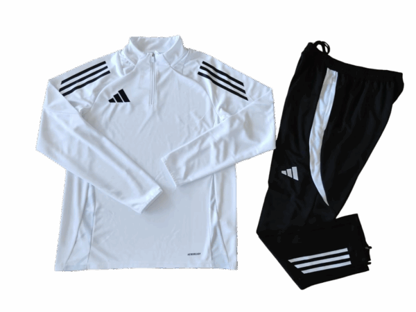 Tuta Adidas 2024