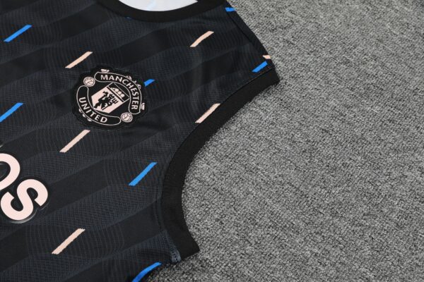 Manchester United - Canotta + Pantaloncino - immagine 4