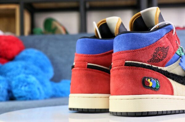 Blu Il Grande x Air Jordan 1 Mid - immagine 3