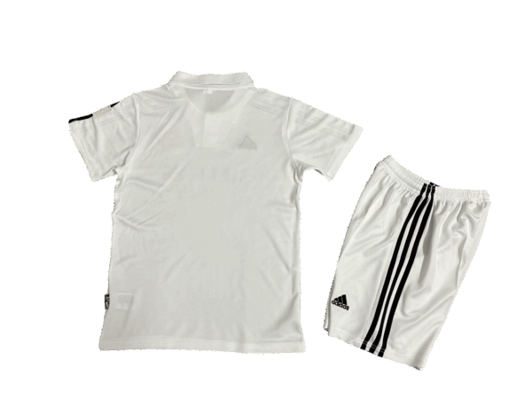 Kit Bambino - Real Madrid Vintage 02/03 - immagine 2