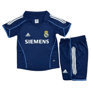 Kit Bambino - Real Madrid Vintage 05/06