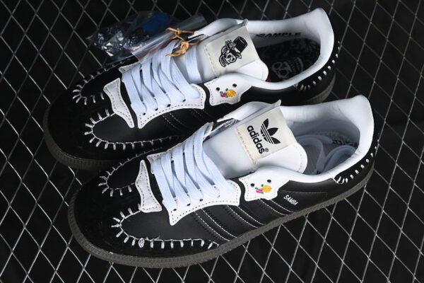 ADIDAS SAMBA OG CORE BLACK/OFF WHITE/GREY SIX - immagine 3