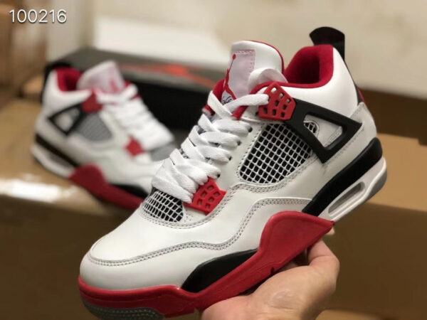 Air Jordan 4 “Fire Red” - immagine 2