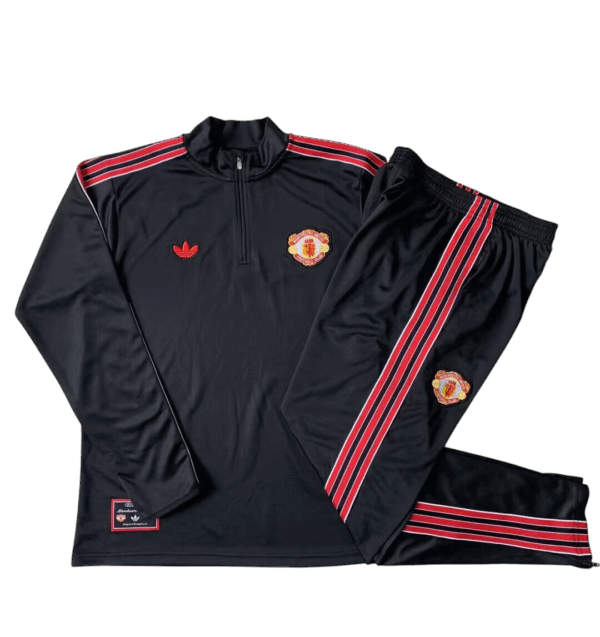 Tuta Manchester United 25/26