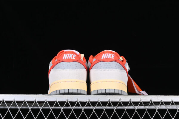 DUNK LOW ATHLETIC DEPARTMENT SAIL/PHOTON DUST/LIGHT SMOKE GREY/PICANTE RED - immagine 5